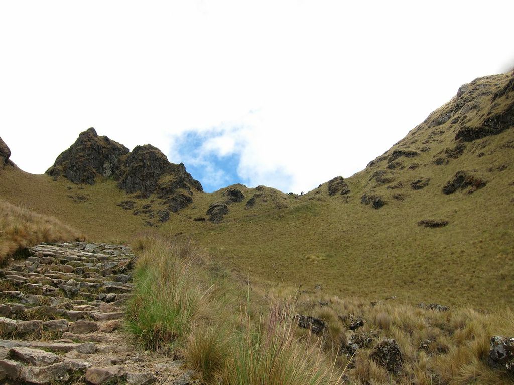 looking back up to dead woman's pass
