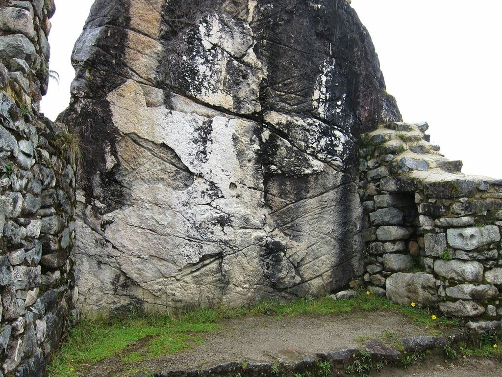 Sayacmarca Figure at the Altar